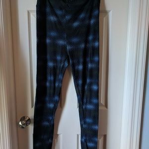 Lularoe T&C Black/blue patterned Leggings